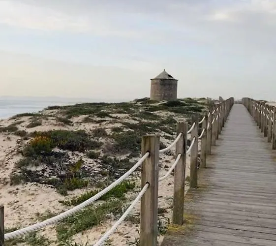 Pe Na Areia 펜션 포보아데바짐